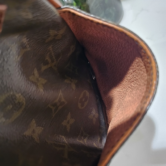 Louis Vuitton Brown Monogram Messenger Bag - Picture 10 of 11